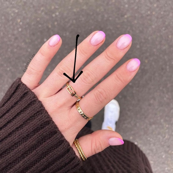 NWT Fendi Baguette Ring - Size S - Picture 2 of 8